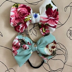Floral bows on nylon
